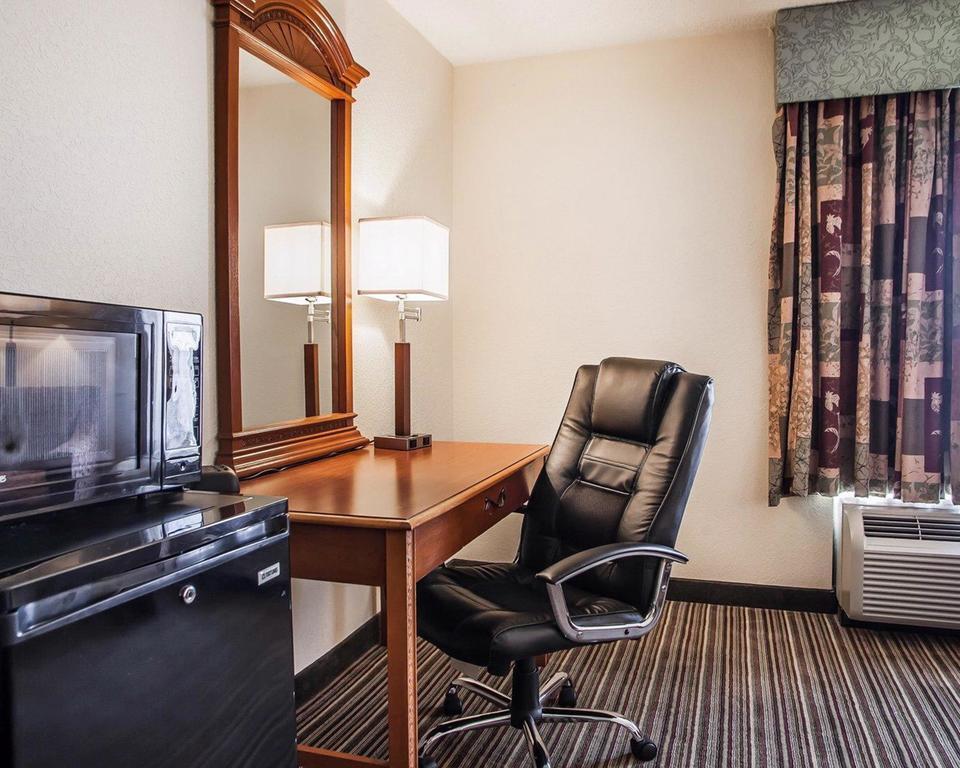 Comfort Inn Lehigh Valley West Fogelsville Esterno foto