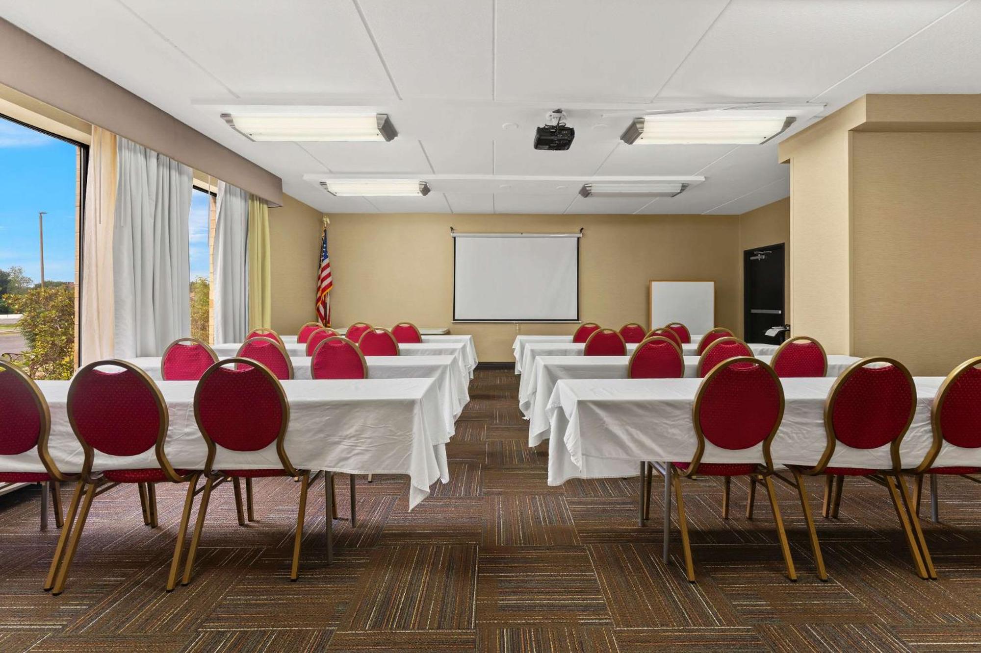 Comfort Inn Lehigh Valley West Fogelsville Esterno foto