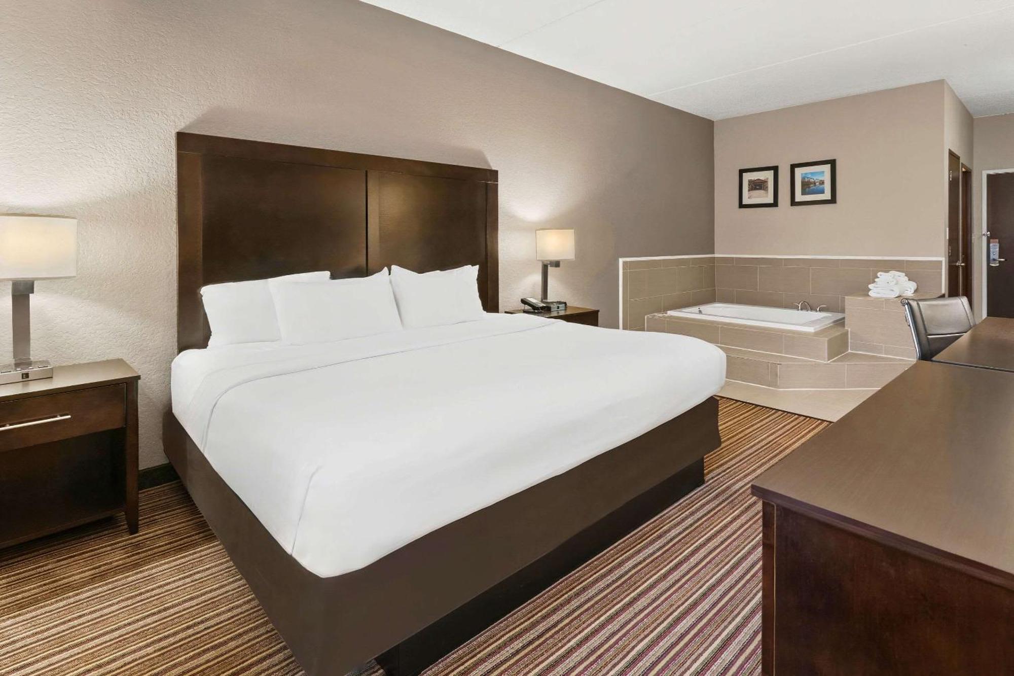 Comfort Inn Lehigh Valley West Fogelsville Esterno foto